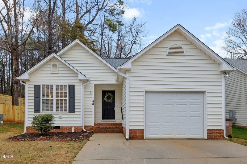140 Melksham Rd, Wake Forest, NC 27587