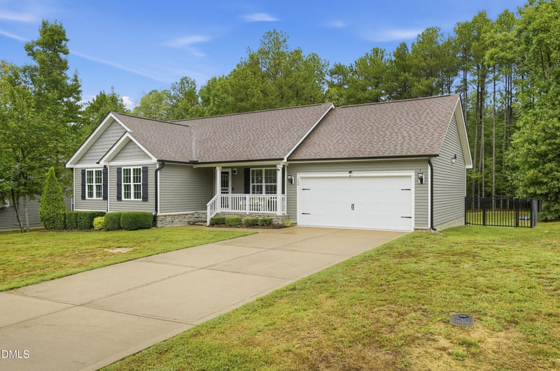 140 Northdale Ct, Louisburg, NC 27549