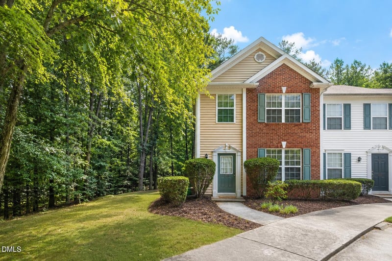 140 Orchard Park Dr, Cary, NC 27513