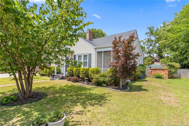 1402 Summitt Ave, Fayetteville, NC 28305
