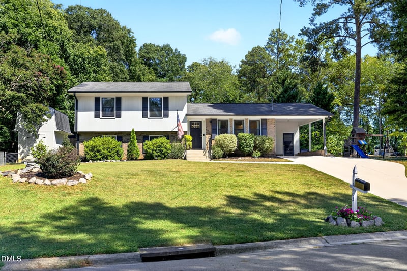 1403 Maple Ave, Apex, NC 27502
