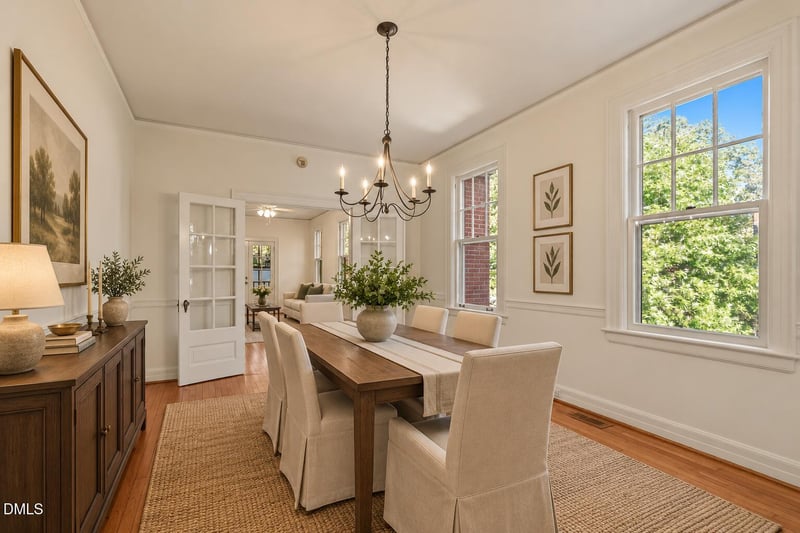 1403 Park Dr, Raleigh, NC 27605