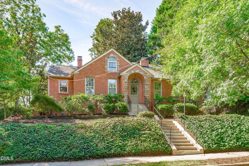 1403 Park Dr, Raleigh, NC 27605