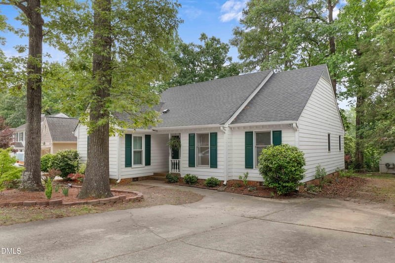 1404 Morningsdale Dr, Raleigh, NC 27609