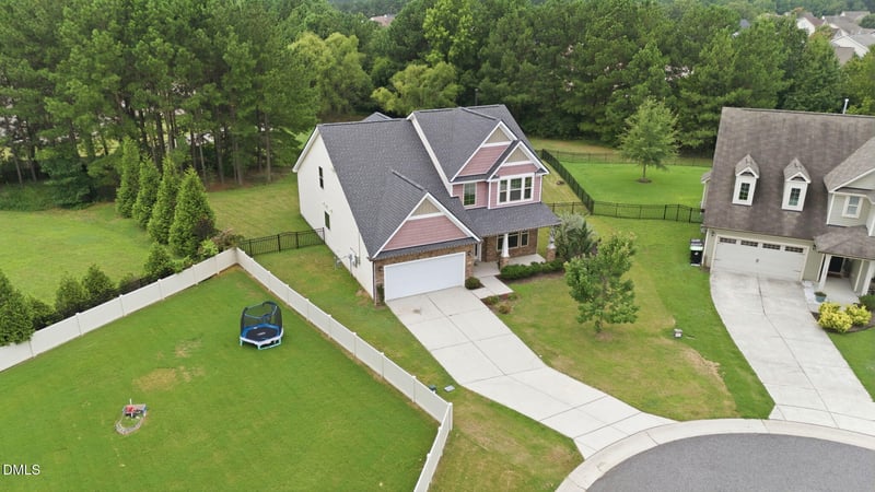 1404 Sage Tree Dr, Zebulon, NC 27597