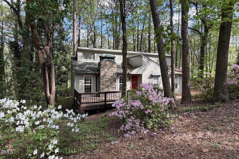 1405 Fairway Ridge Dr, Raleigh, NC 27606