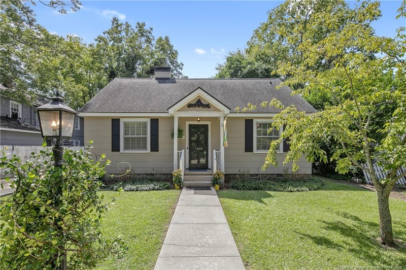 1405 Morgan Ln, Fayetteville, NC 28305