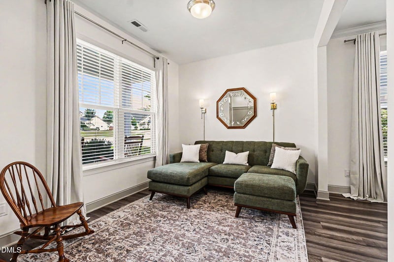 1405 Queen Trigger Dr, Fuquay Varina, NC 27526