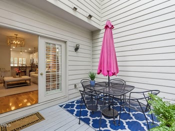 1406 Governors Ct, Raleigh, NC 27604