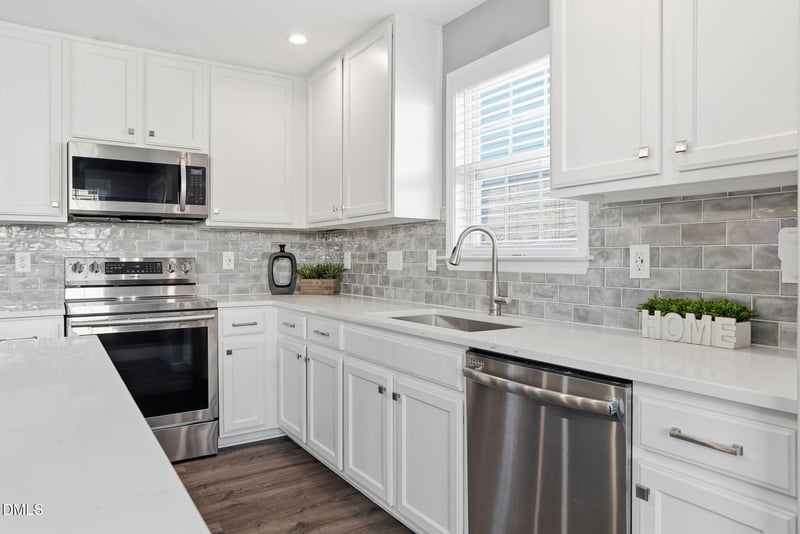 1406 Pleasant Garden Ln, Raleigh, NC 27610
