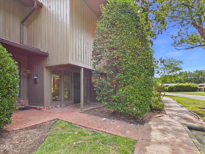 1407 Oak Tree Dr #1407, Chapel Hill, NC 27517
