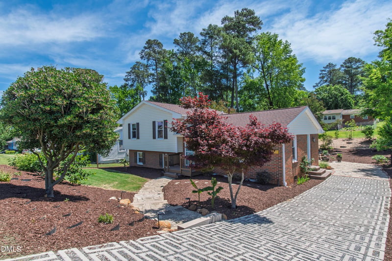 1408 N King Charles Rd, Raleigh, NC 27610