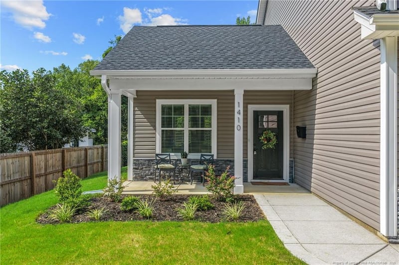 1410 Hilltop Ave, Fayetteville, NC 28305