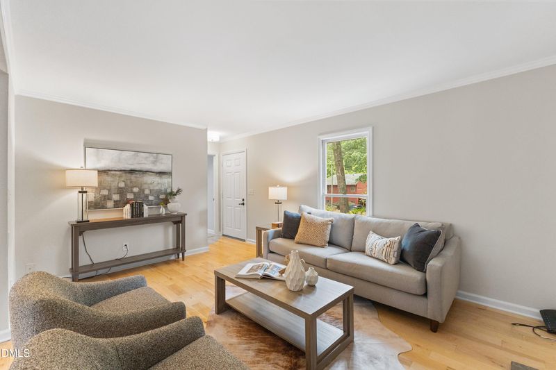 1412 Valley Rn, Durham, NC 27707