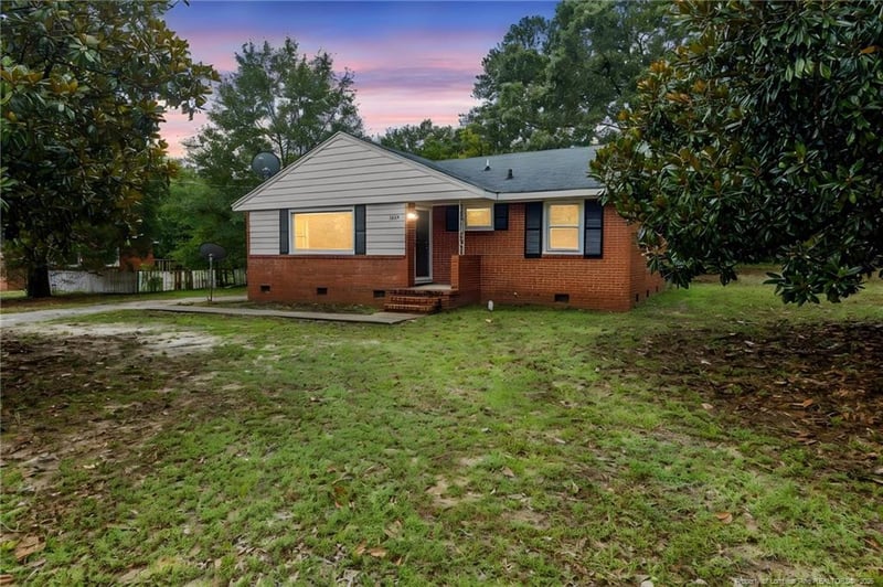 1413 Stansfield Dr, Fayetteville, NC 28303
