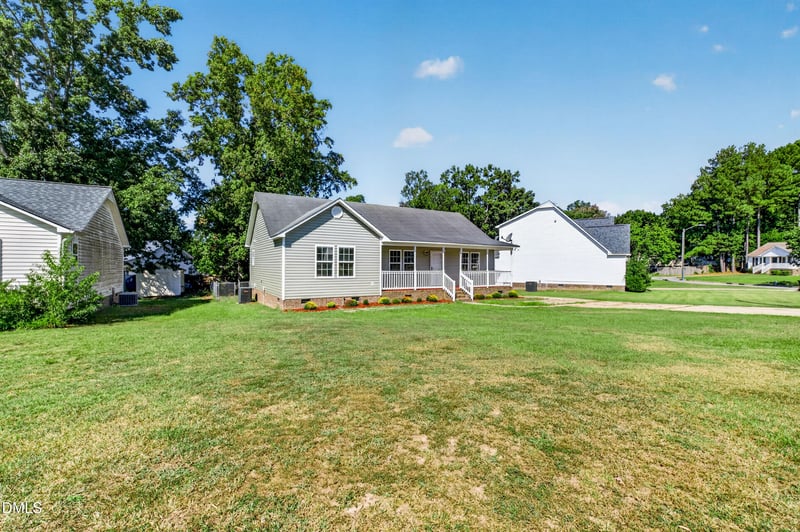 1415 Mandolin Pl, Zebulon, NC 27597