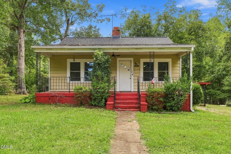 1415 Pointer St, Roxboro, NC 27573