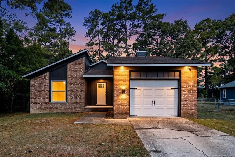 142 Bunker Hill Rd, Fayetteville, NC 28314