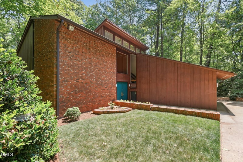 1429 Arboretum Dr, Chapel Hill, NC 27517