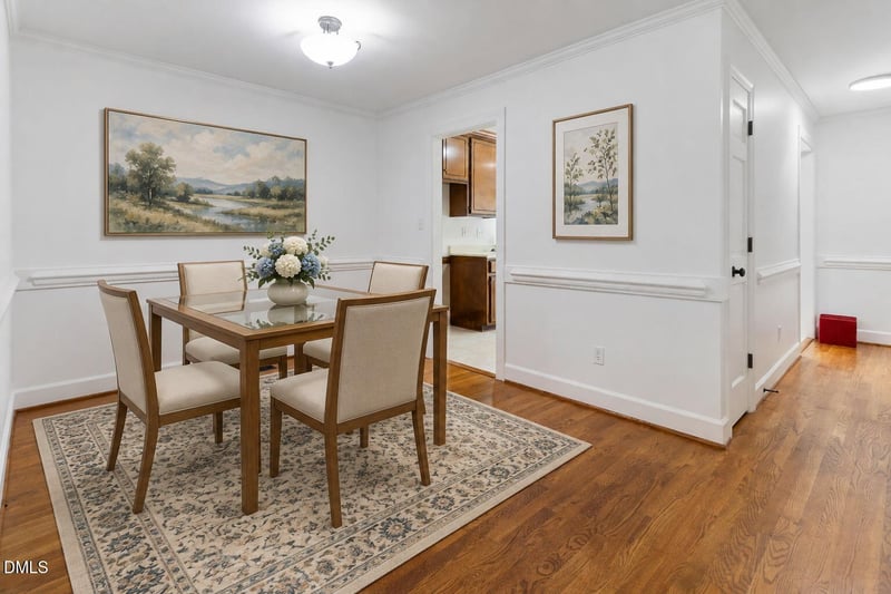 143 Hedgerow Ct, Cary, NC 27513