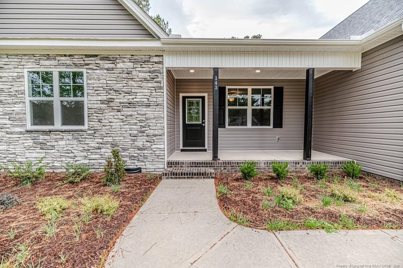 143 River Falls Rd, Sanford, NC 27332