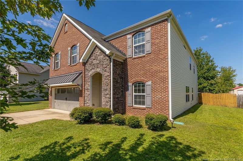 1430 Vandenberg Dr, Fayetteville, NC 28312