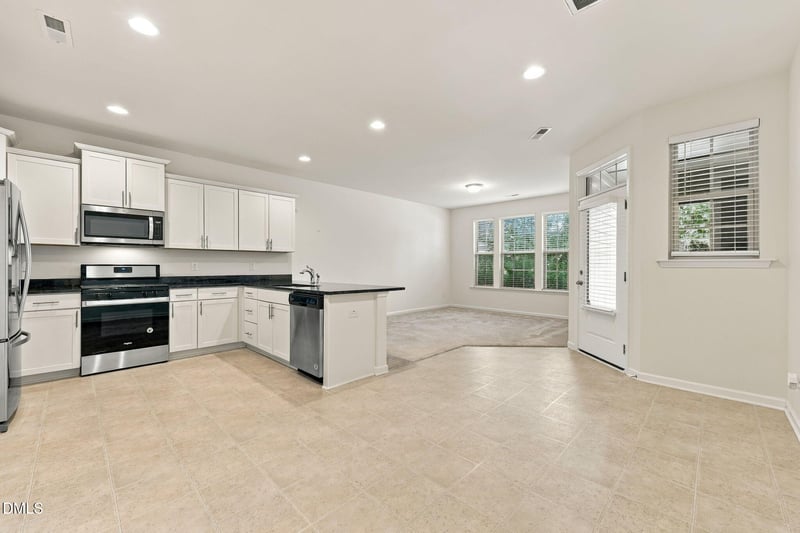 1432 Elk Falls Dr, Wendell, NC 27591