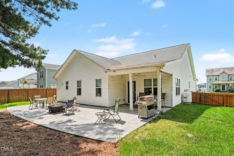144 Carissa Dr, Smithfield, NC 27577
