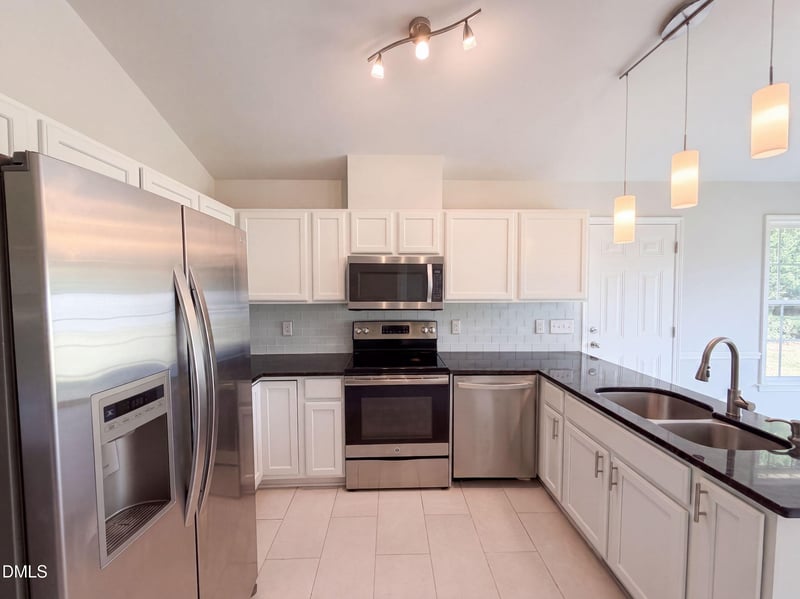 145 Gray Bass Ct, Zebulon, NC 27597