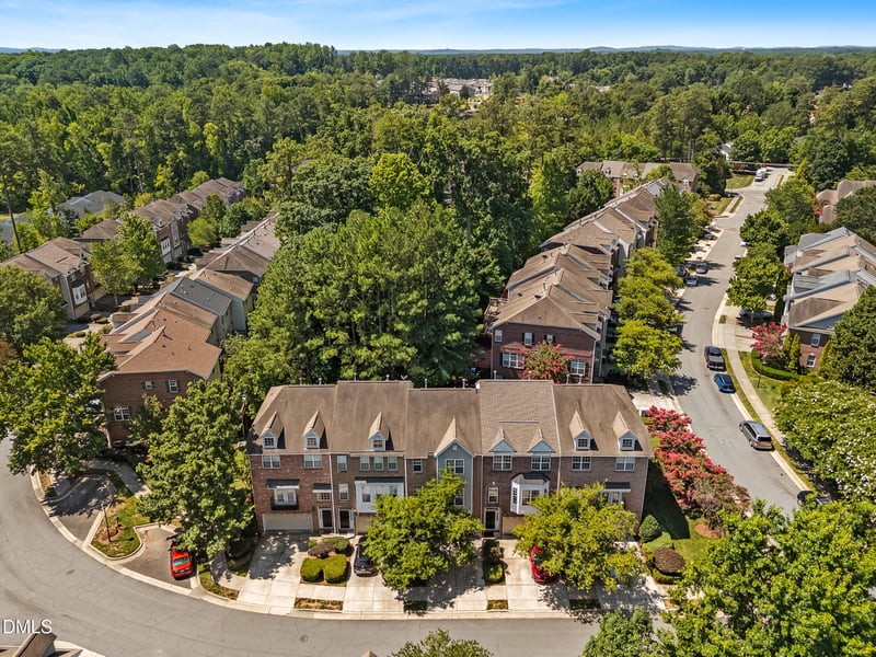 145 Vintage Dr, Chapel Hill, NC 27516