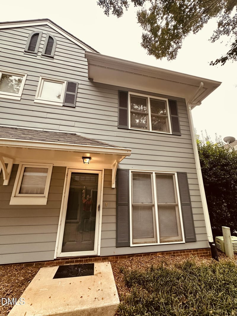 1460 Barton Place Dr, Raleigh, NC 27608