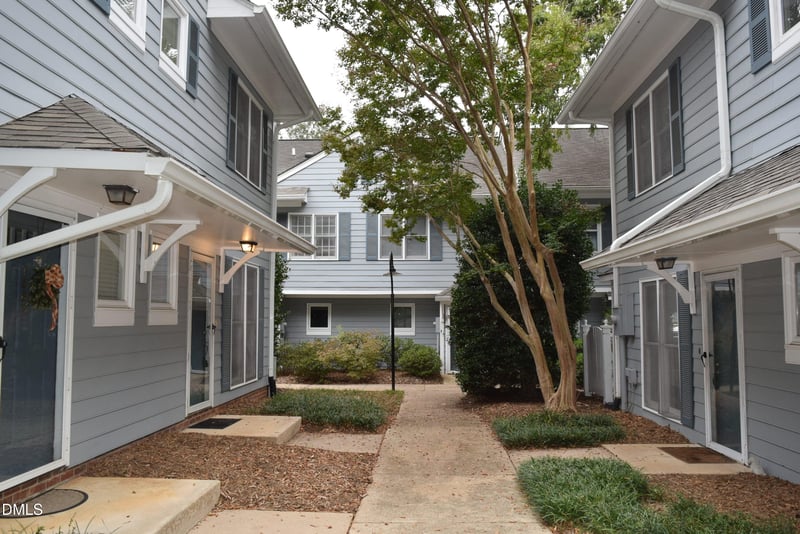 1460 Barton Place Dr, Raleigh, NC 27608