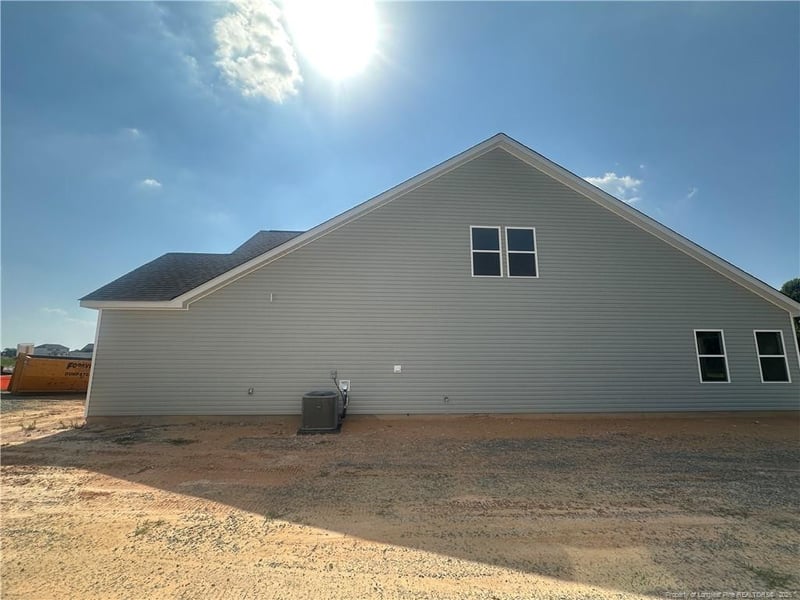 147 Margot Manor Dr, Benson, NC 27504