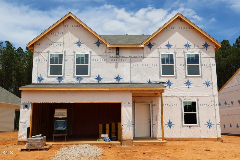 147 S Waterstone Ln, Clayton, NC 27520