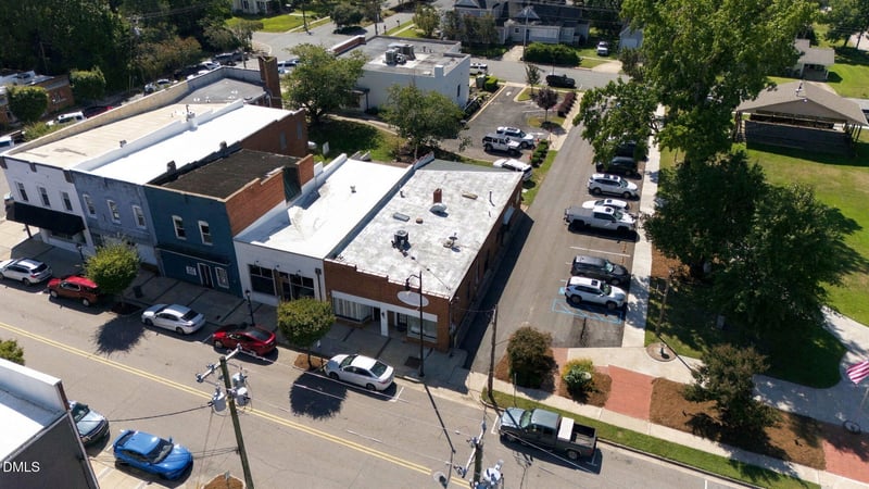 15 W 3rd St, Wendell, NC 27591
