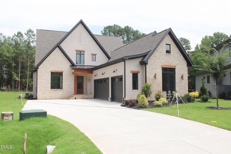 15 Geranium Dr, Youngsville, NC 27596