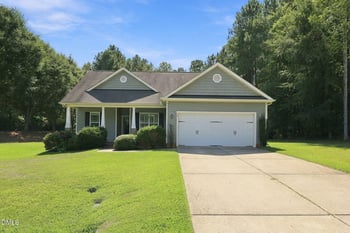 15 Ridgemont Dr, Franklinton, NC 27525