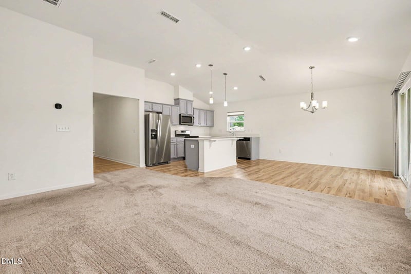15 Shooting Star Trl, Youngsville, NC 27596