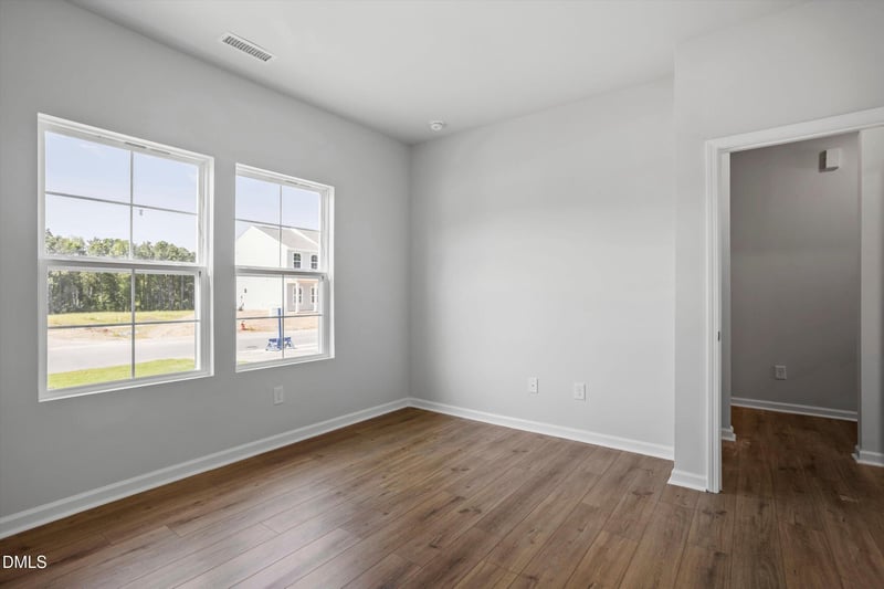 150 Buckthorn Dr, Youngsville, NC 27596