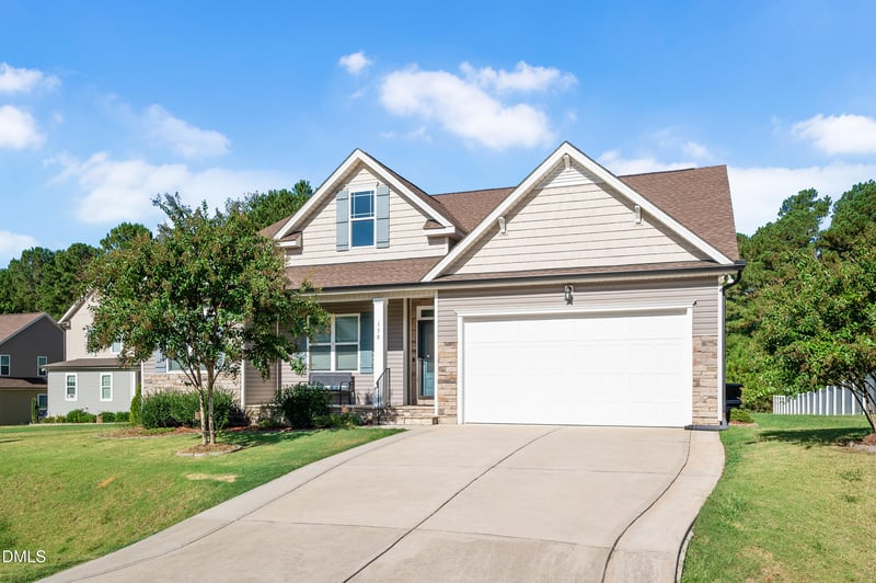 150 Star Valley Dr, Angier, NC 27501