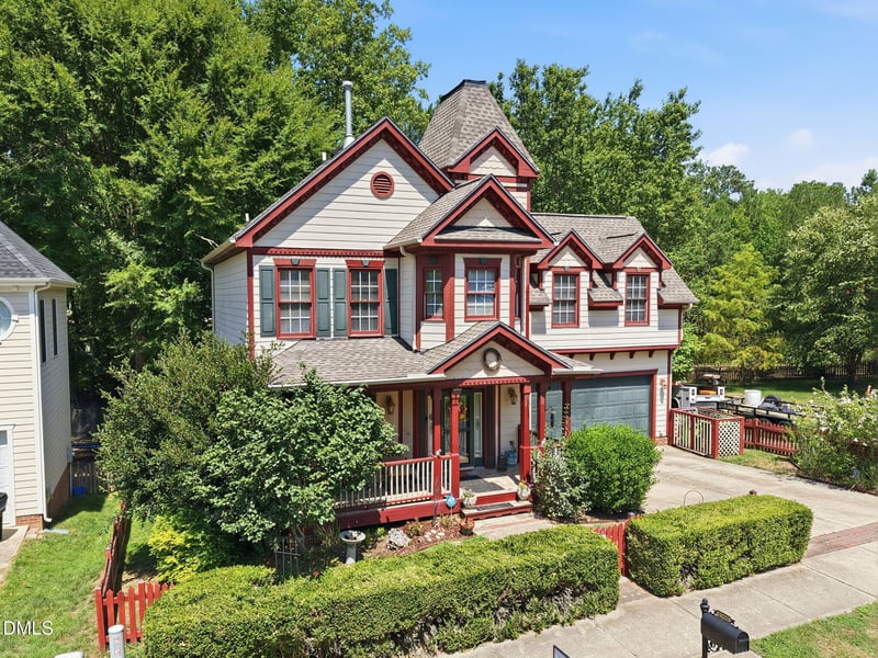 1500 Town Home Dr, Apex, NC 27502
