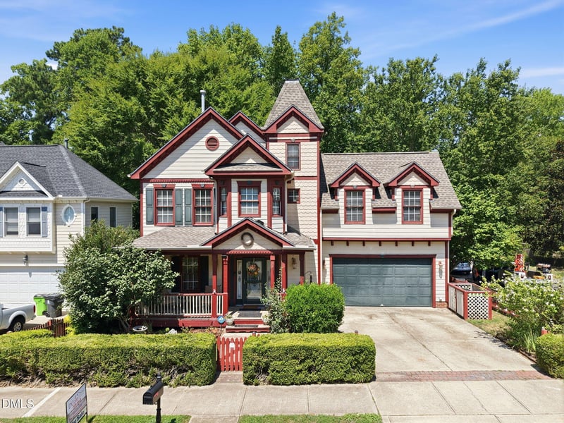 1500 Town Home Dr, Apex, NC 27502