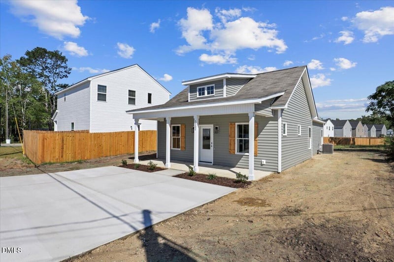 1502 Erwin Rd, Dunn, NC 28334