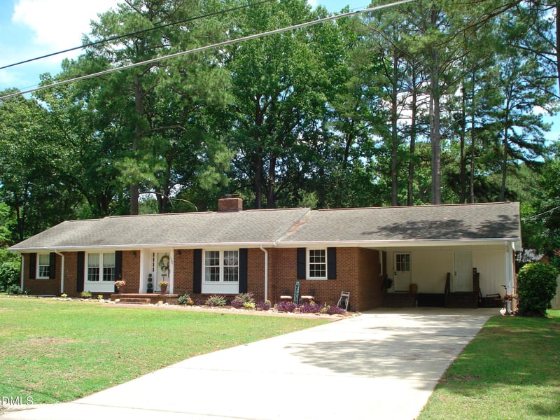 1502 Wellons Ave, Dunn, NC 28334