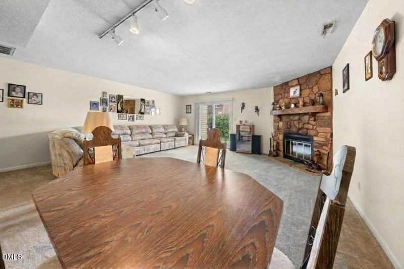 1503 Clermont Rd #T-8, Durham, NC 27713