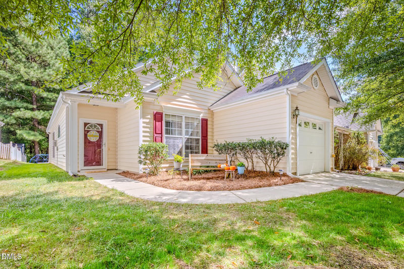 1505 Crimson Creek Dr, Durham, NC 27713