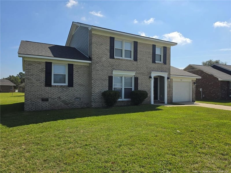 1505 Dove Tail Dr, Fayetteville, NC 28314