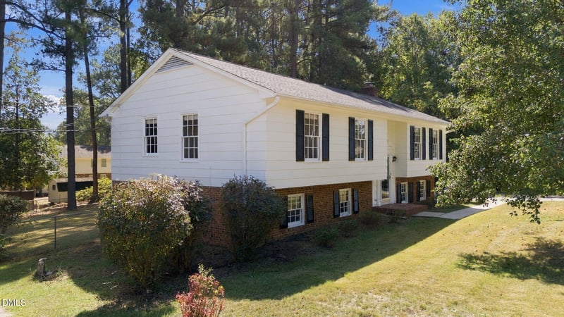 1507 Vandora Springs Rd, Garner, NC 27529