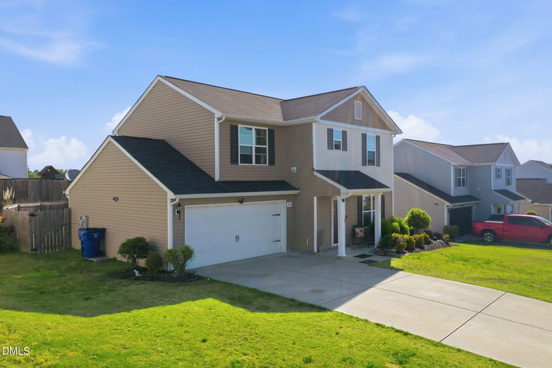 151 Sumter Ct, Burlington, NC 27217