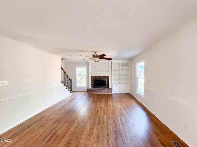 1512 Redbud Dr, Fayetteville, NC 28311